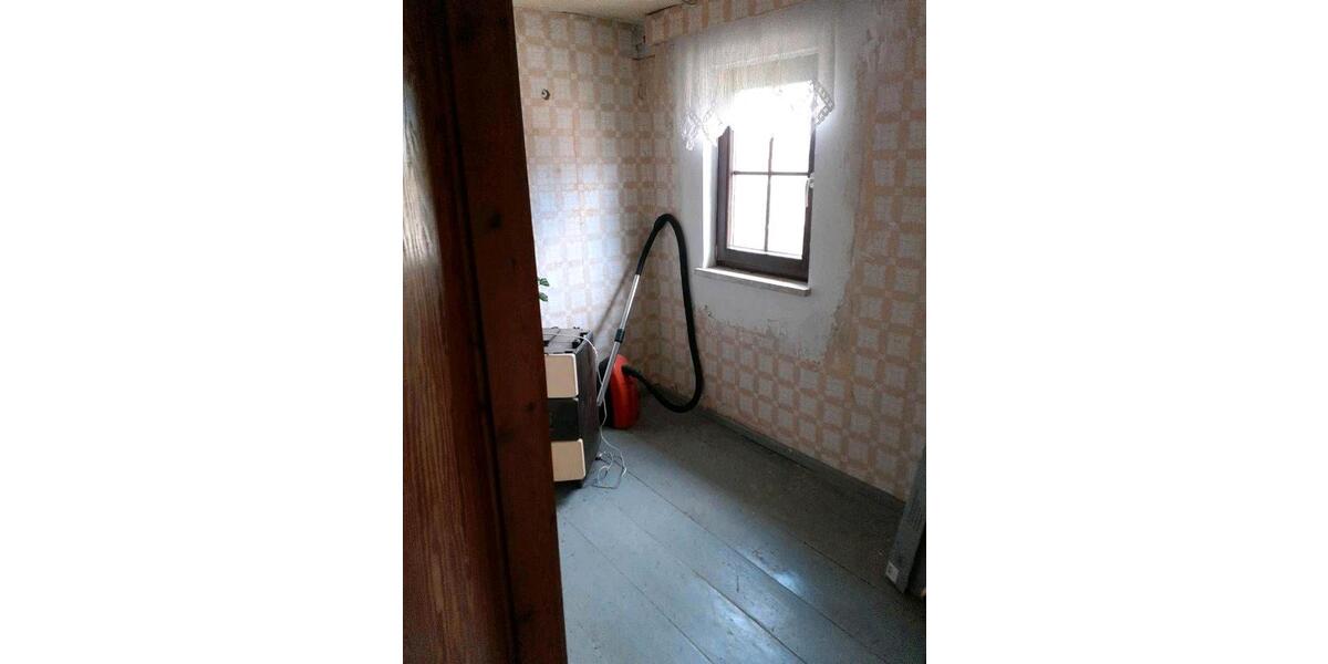 Einfamilienhaus Bad Lobenstein - 4 Zimmer, 118 m&sup2;, 18.000&euro; | Angebot:27005951