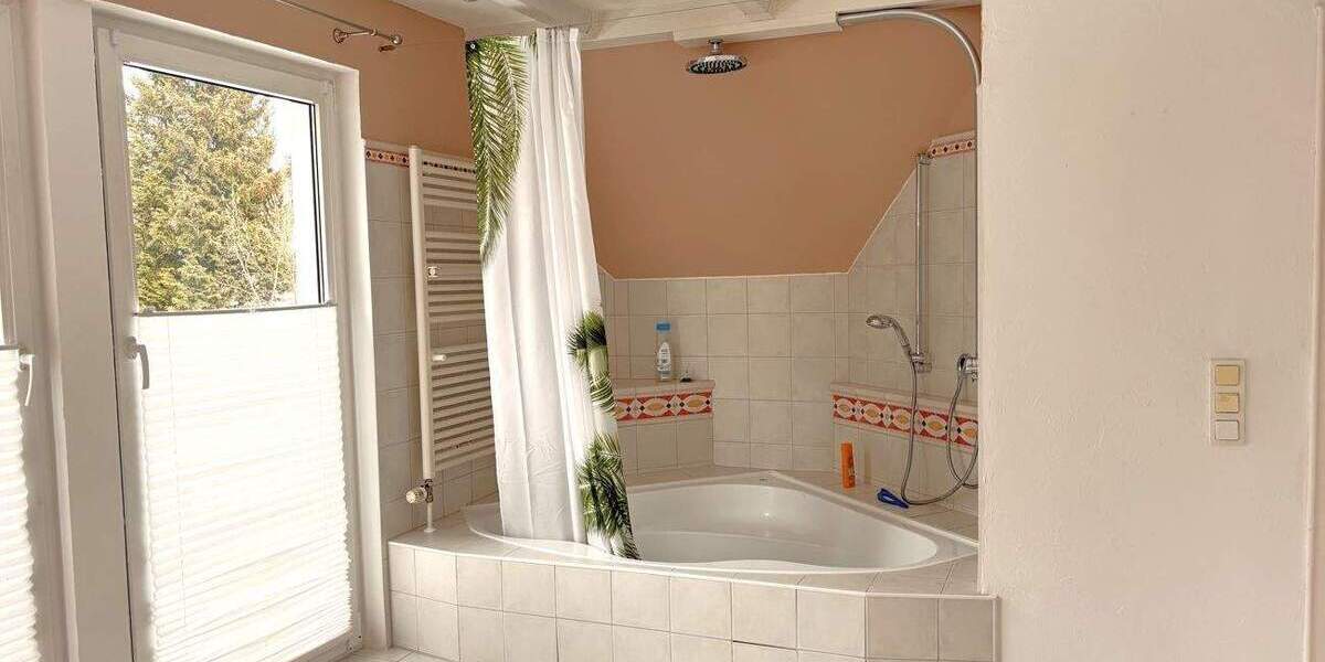 Mehrfamilienhaus, Wohnhaus Marktleugast - 1 Zimmer, 253 m&sup2;, 369.000&euro; | Angebot:25665688