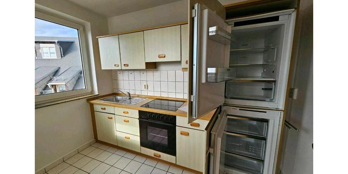 Etagenwohnung Plauen Bahnhofsvorstadt - 2 Zimmer, 64 m&sup2;, 295&euro; | Angebot:25402573