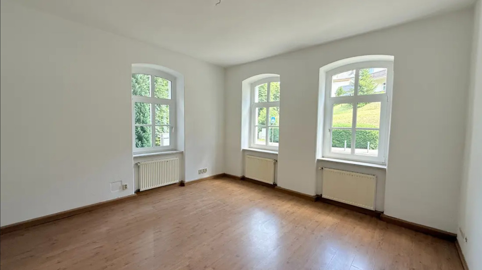 Mehrfamilienhaus, Wohnhaus Bad Elster - 16 Zimmer, 420 m&sup2;, 365.000&euro; | Angebot:25128257