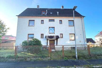 Haus Selb - 10 Zimmer, 231 m&sup2;, 129.000&euro; | Angebot:23144219