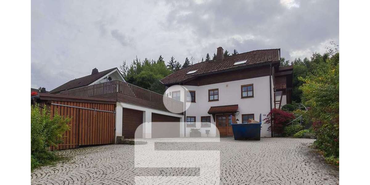 Einfamilienhaus Münchberg - 8 Zimmer, 237 m&sup2;, 395.000&euro; | Angebot:25196606