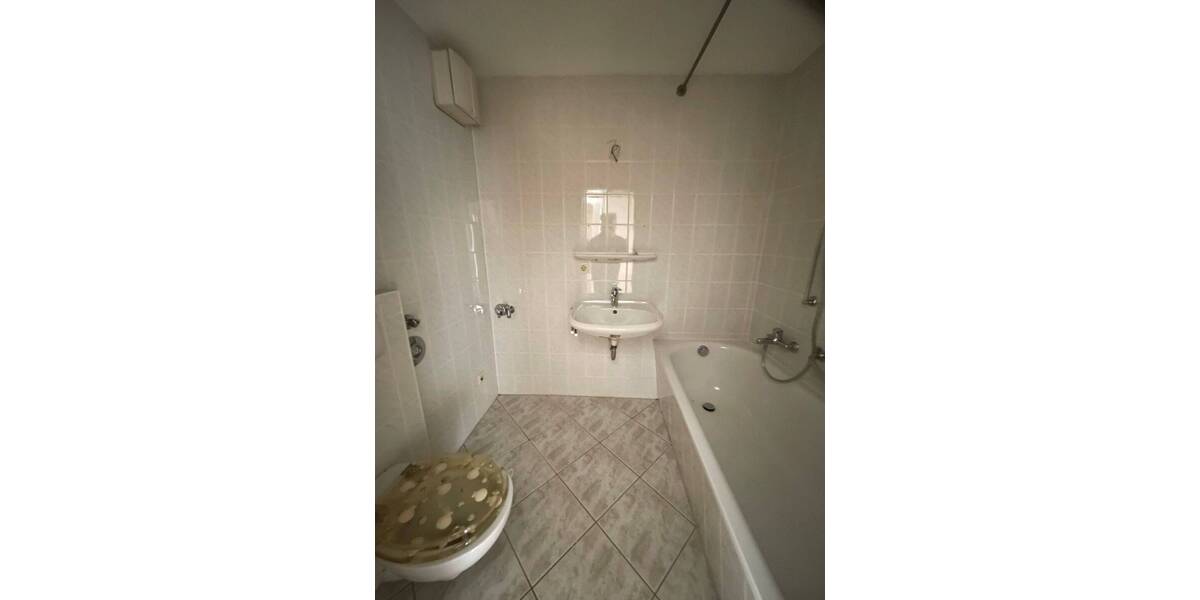 Etagenwohnung Plauen Preißelpöhl - 2 Zimmer, 52 m&sup2;, 250&euro; | Angebot:25796467