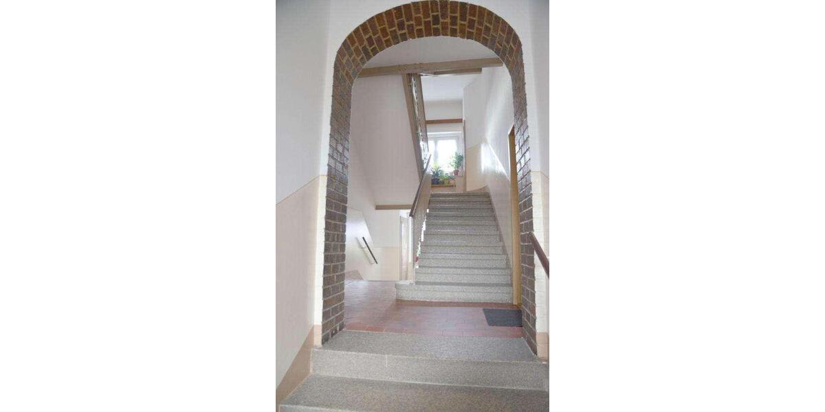 Etagenwohnung Plauen Alt Chrieschwitz - 3 Zimmer, 73 m&sup2;, 327&euro; | Angebot:9060663