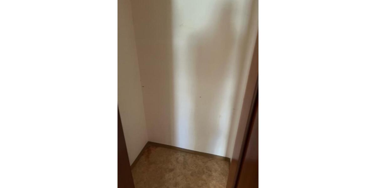 Etagenwohnung Naila - 3 Zimmer, 81 m&sup2;, 525&euro; | Angebot:24474416