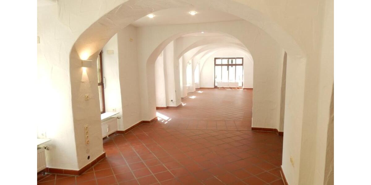 Gewerbeobjekt Hof Altstadt - 1.800&euro; | Angebot:24839813