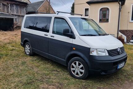 VW T5 Caravelle 282.700 km 4.900 &euro; Naila 95119