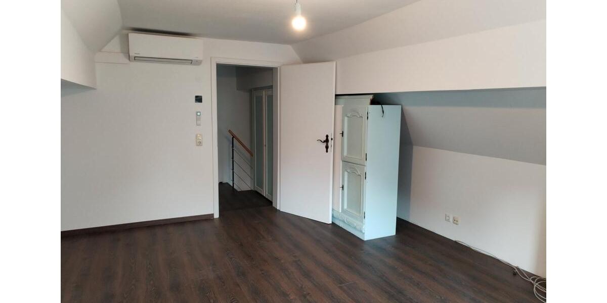 Einfamilienhaus Marktleugast - 3 Zimmer, 100 m&sup2;, 165.000&euro; | Angebot:25964679