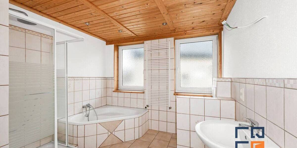 Etagenwohnung Selb Selb-Plößberg - 4 Zimmer, 110 m&sup2;, 105.000&euro; | Angebot:26017326