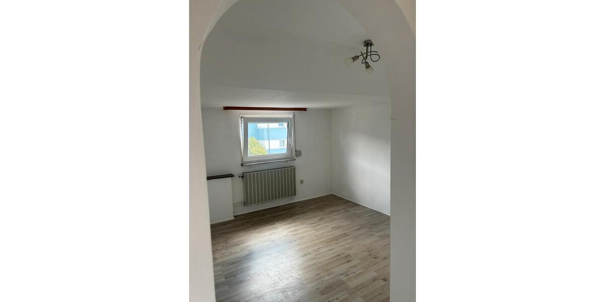 Etagenwohnung Hof Altstadt - 2 Zimmer, 35 m&sup2;, 350&euro; | Angebot:26040572