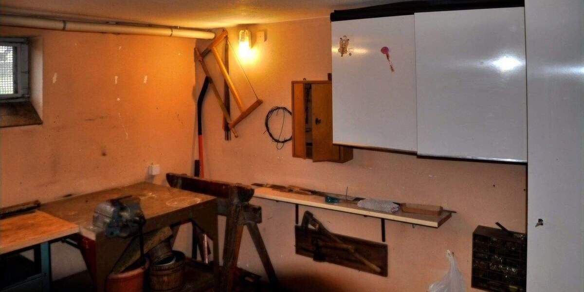 Mehrfamilienhaus, Wohnhaus Selb Plößberg - 7 Zimmer, 172 m&sup2;, 335.000&euro; | Angebot:25821886