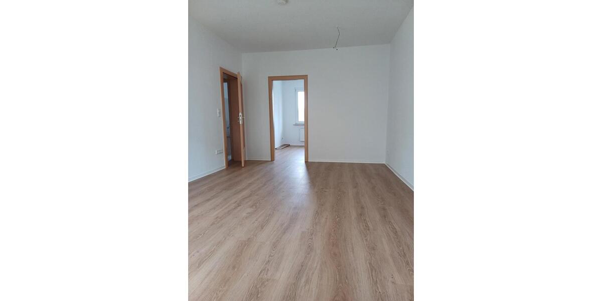 Etagenwohnung Bad Lobenstein - 2 Zimmer, 47 m&sup2;, 350&euro; | Angebot:24956098