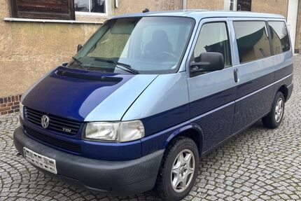 VW T4 Caravelle 697.000 km 3.333 &euro; Hof 95030