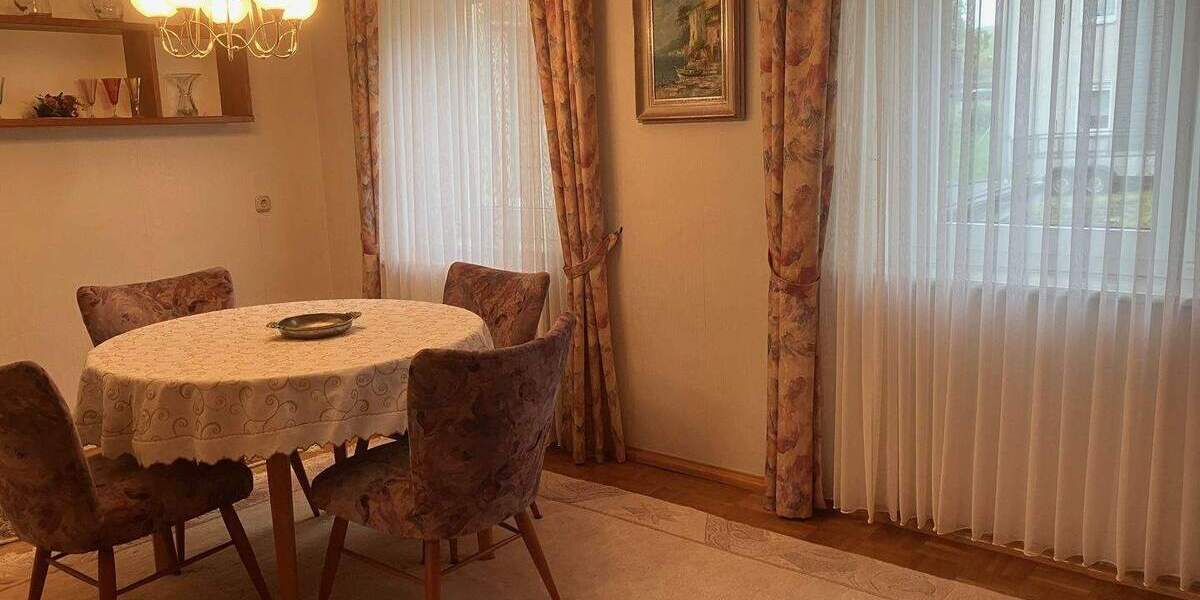 Doppelhaushälfte Helmbrechts Wüstenselbitz - 4 Zimmer, 100 m&sup2;, 99.000&euro; | Angebot:25693001
