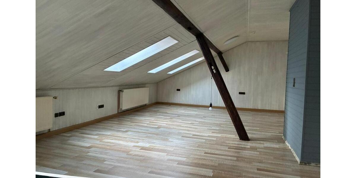 Etagenwohnung Hof Altstadt - 2 Zimmer, 77 m&sup2;, 980&euro; | Angebot:23736200