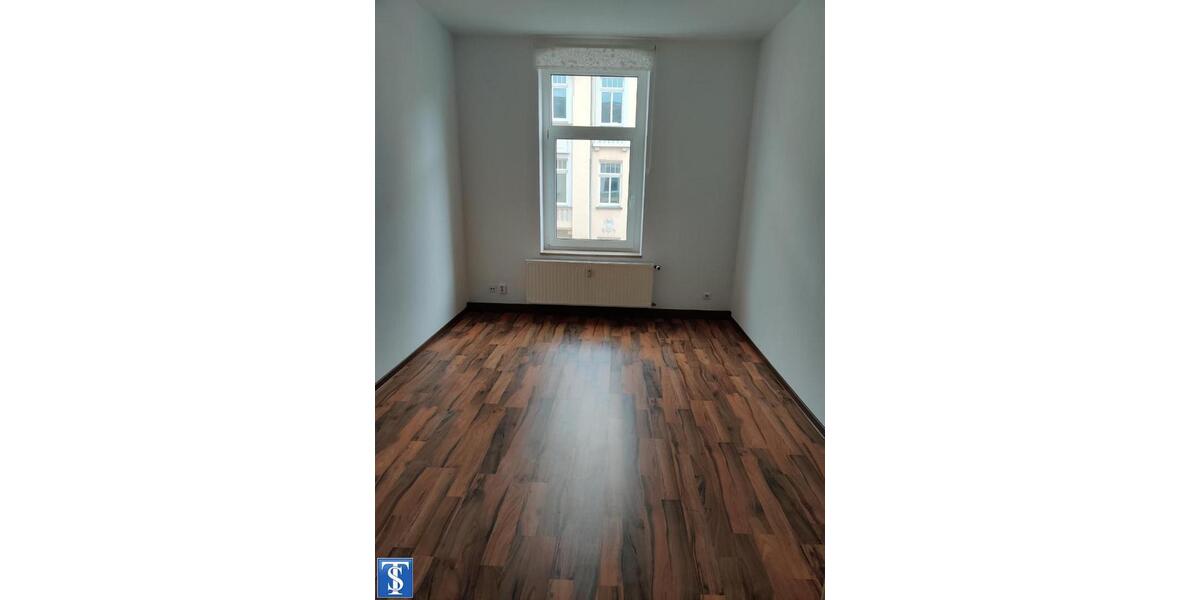 Etagenwohnung Plauen - 4 Zimmer, 92 m&sup2;, 550&euro; | Angebot:25710534