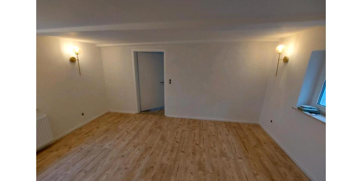 Einfamilienhaus Selbitz - 6 Zimmer, 100 m&sup2;, 129.000&euro; | Angebot:24548845