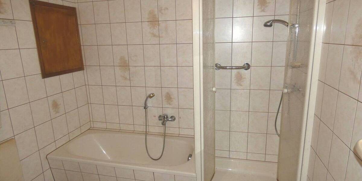 Doppelhaushälfte Hirschberg Göritz - 5 Zimmer, 97 m&sup2;, 35.000&euro; | Angebot:25996172