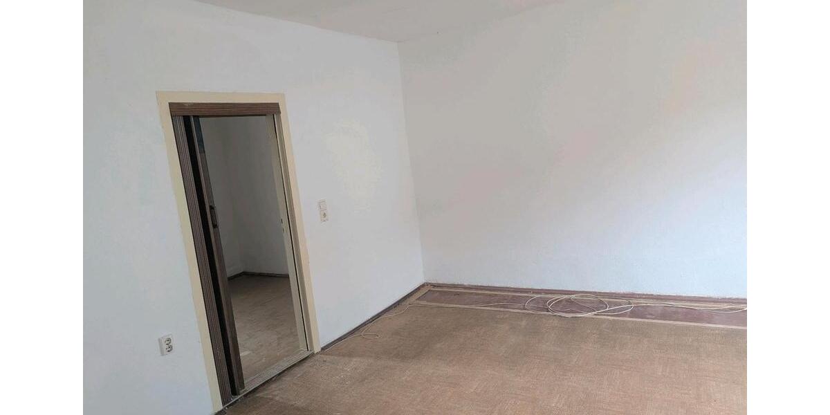 Mehrfamilienhaus, Wohnhaus Schleiz - 8 Zimmer, 150 m&sup2;, 60.000&euro; | Angebot:27077350