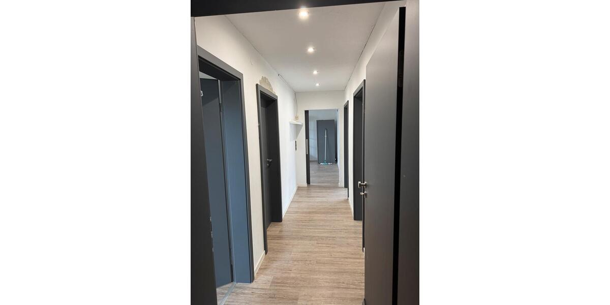 Einfamilienhaus Helmbrechts - 4 Zimmer, 120 m&sup2;, 198.000&euro; | Angebot:25932865