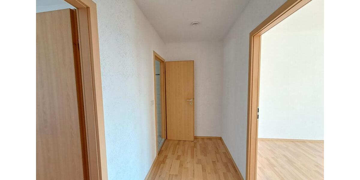 Etagenwohnung Plauen - 2 Zimmer, 48 m&sup2;, 271&euro; | Angebot:25806585