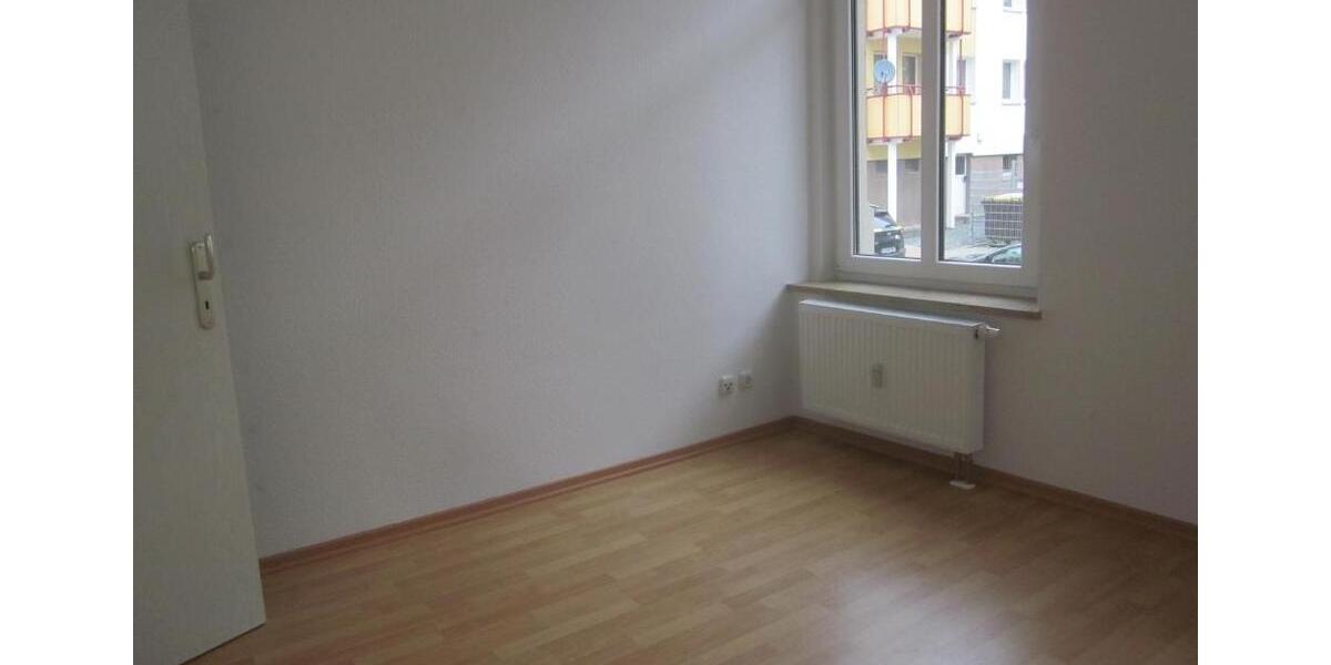 Etagenwohnung Plauen - 2 Zimmer, 60 m&sup2;, 360&euro; | Angebot:25143003
