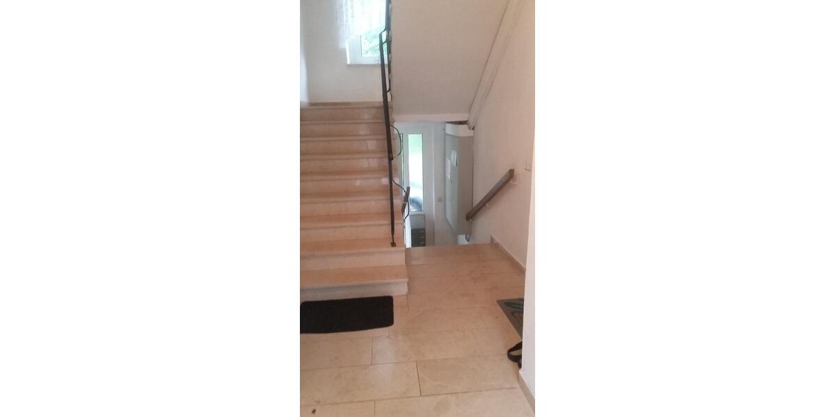 Etagenwohnung Thierstein - 2 Zimmer, 63 m&sup2;, 350&euro; | Angebot:25824603