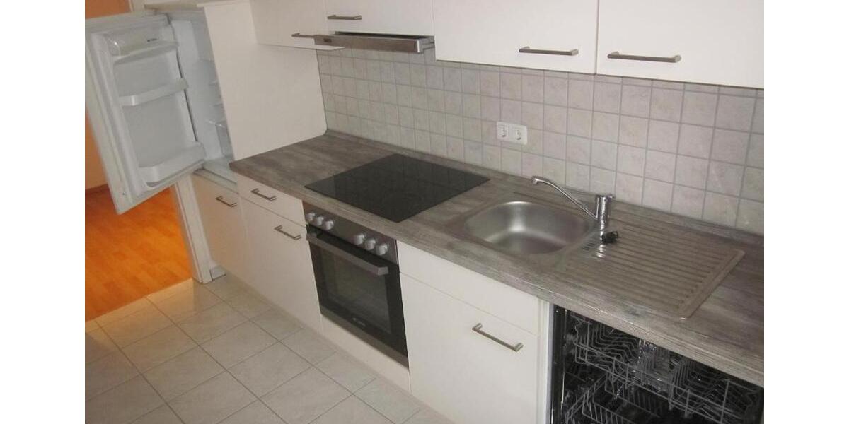 Etagenwohnung Plauen - 2 Zimmer, 60 m&sup2;, 360&euro; | Angebot:25143003