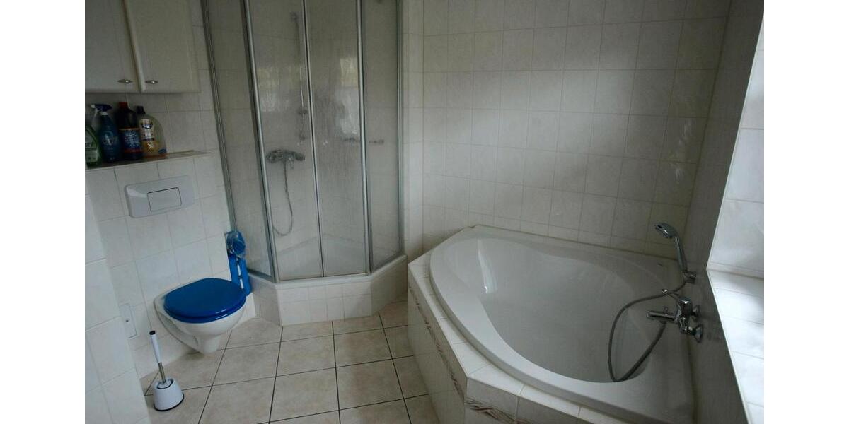 Einfamilienhaus Plauen Haselbrunn - 9 Zimmer, 180 m&sup2;, 379.000&euro; | Angebot:25648694