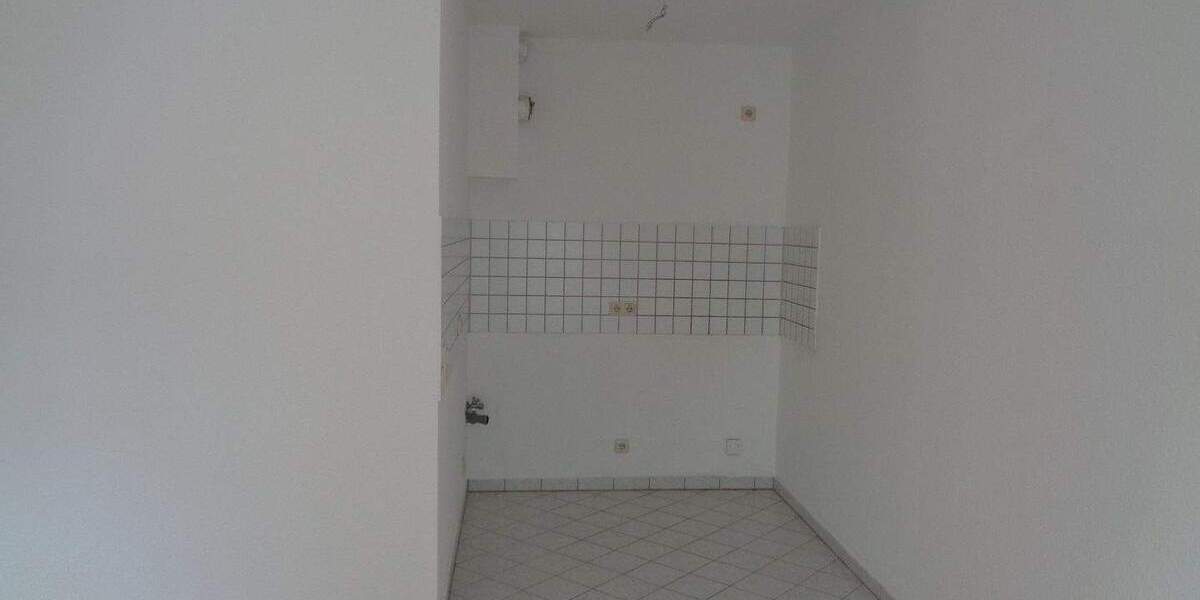 Etagenwohnung Plauen Stadtmitte - 2 Zimmer, 51 m&sup2;, 250&euro; | Angebot:25735508