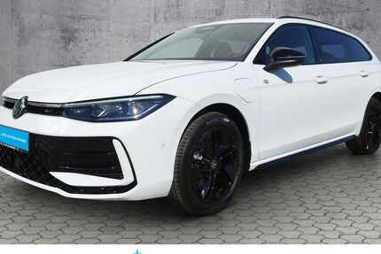 VW Passat Variant 7.990 km 49.980 &euro; Plauen 08527