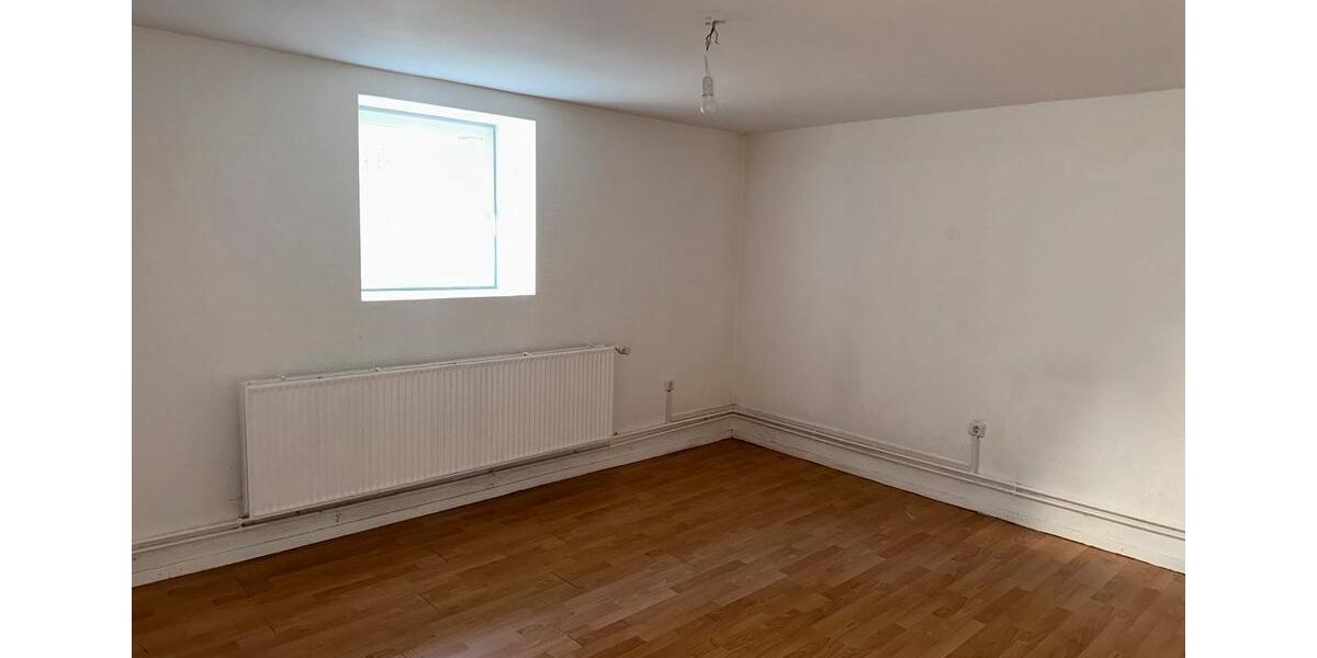 Erdgeschoßwohnung Naila - 2 Zimmer, 65 m&sup2;, 480&euro; | Angebot:26051473