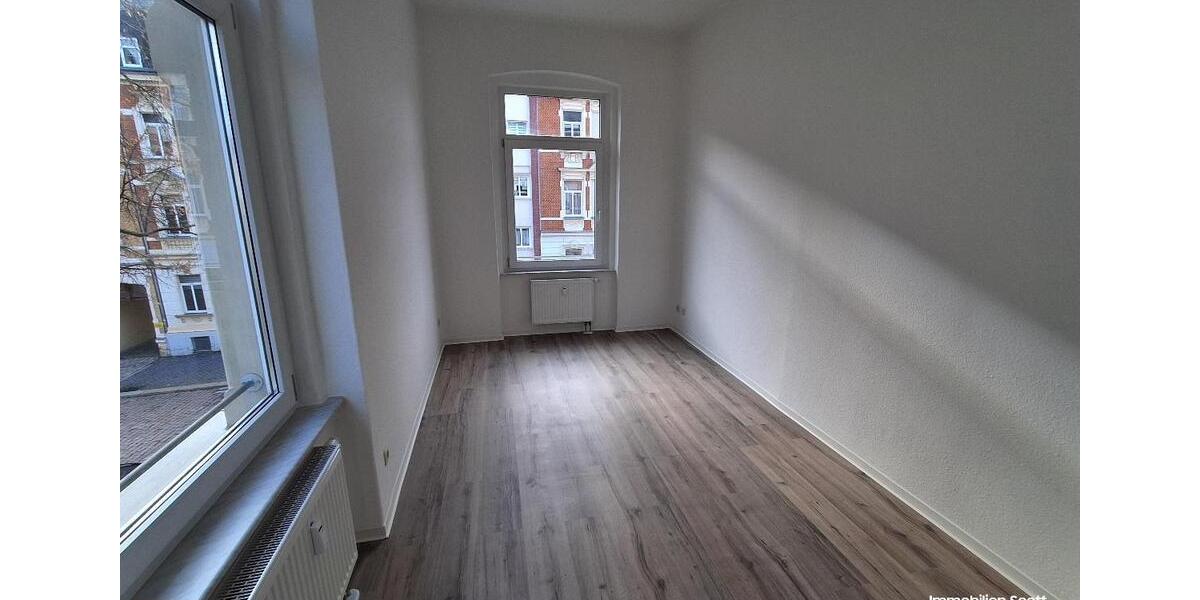 Etagenwohnung Plauen Bahnhofsvorstadt - 2 Zimmer, 65 m&sup2;, 358&euro; | Angebot:24875887