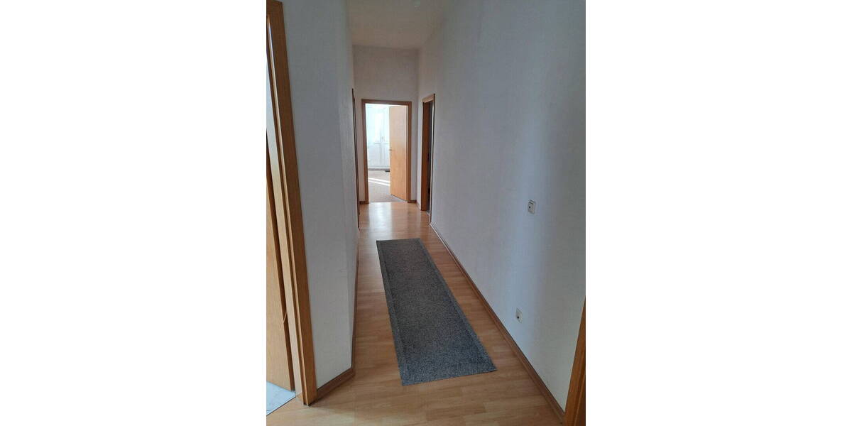 Etagenwohnung Bad Elster Bärenloh - 3 Zimmer, 76 m&sup2;, 93.000&euro; | Angebot:26073577