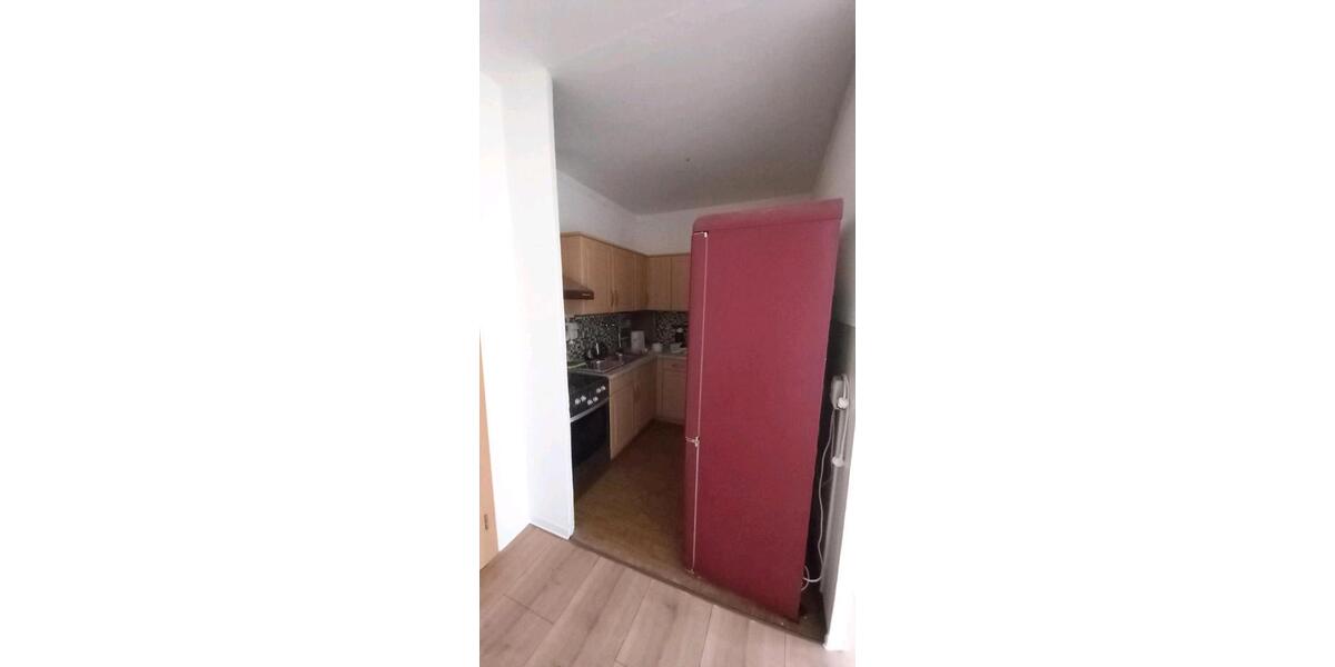 Etagenwohnung Plauen - 3 Zimmer, 58 m&sup2;, 300&euro; | Angebot:25965275
