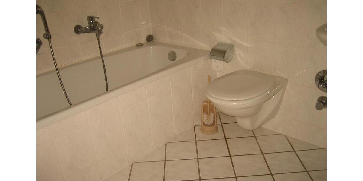 Etagenwohnung Plauen Bahnhofsvorstadt - 2 Zimmer, 50 m&sup2;, 215&euro; | Angebot:24474772