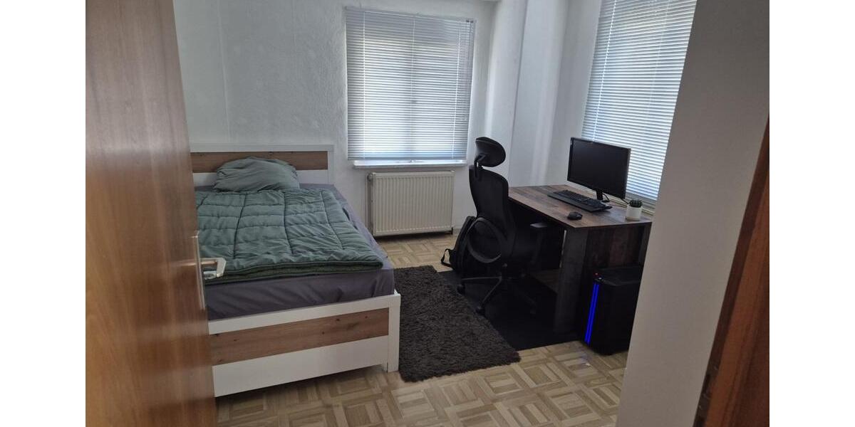 Etagenwohnung Münchberg - 2 Zimmer, 45 m&sup2;, 360&euro; | Angebot:25395576