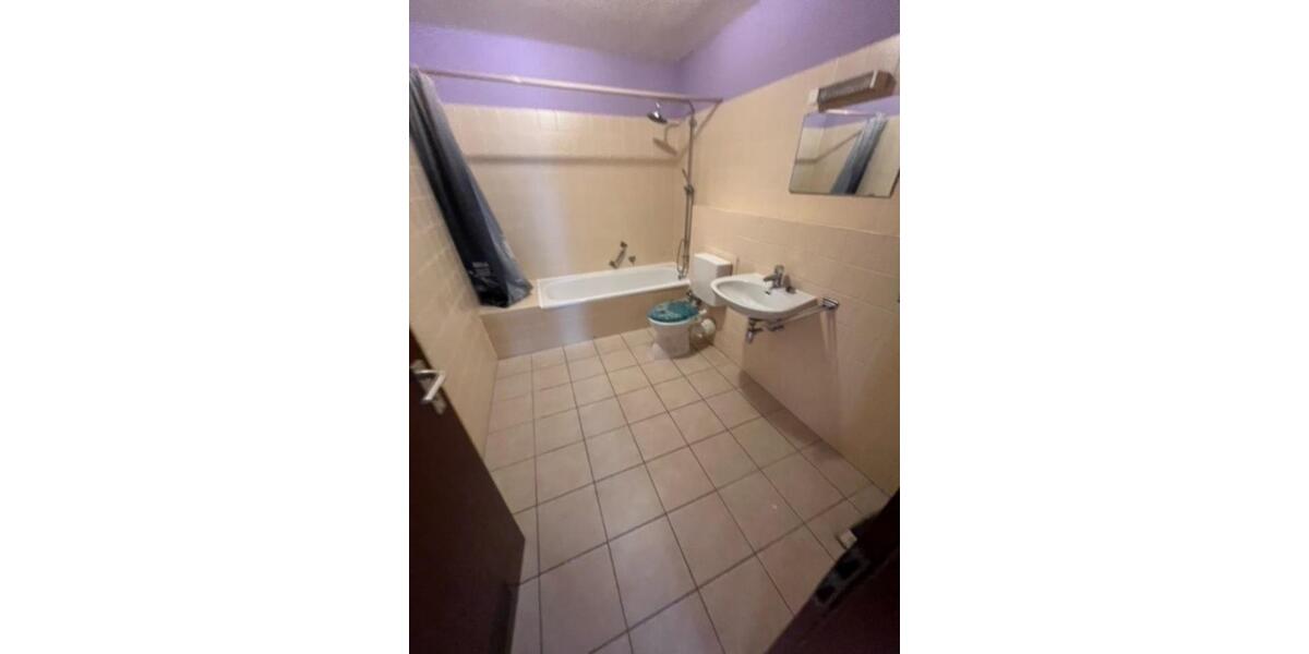 Etagenwohnung Naila - 3 Zimmer, 81 m&sup2;, 525&euro; | Angebot:24474416