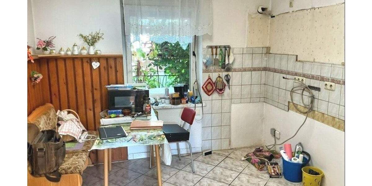 Reihenmittelhaus Oelsnitz - 4 Zimmer, 69 m&sup2;, 98.000&euro; | Angebot:25776182