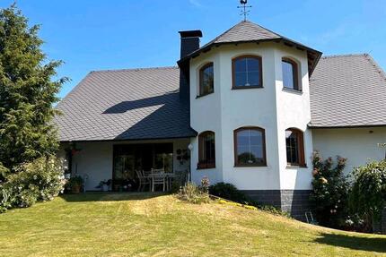 Haus Schleiz - 6 Zimmer, 198 m&sup2;, 550.000&euro; | Angebot:26981969