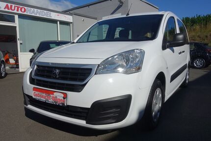 Peugeot Partner 153.000 km 6.790 &euro; Hof 95030
