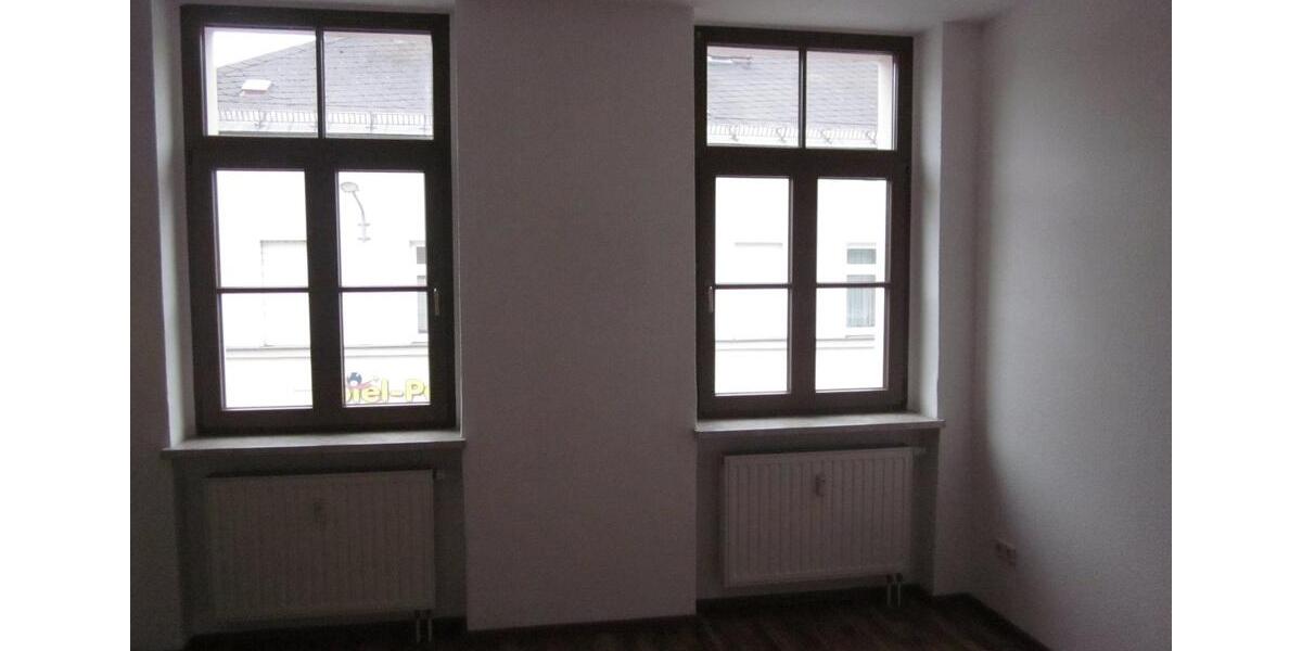 Etagenwohnung Oelsnitz (Vogtland) - 3 Zimmer, 75 m&sup2;, 360&euro; | Angebot:25590371