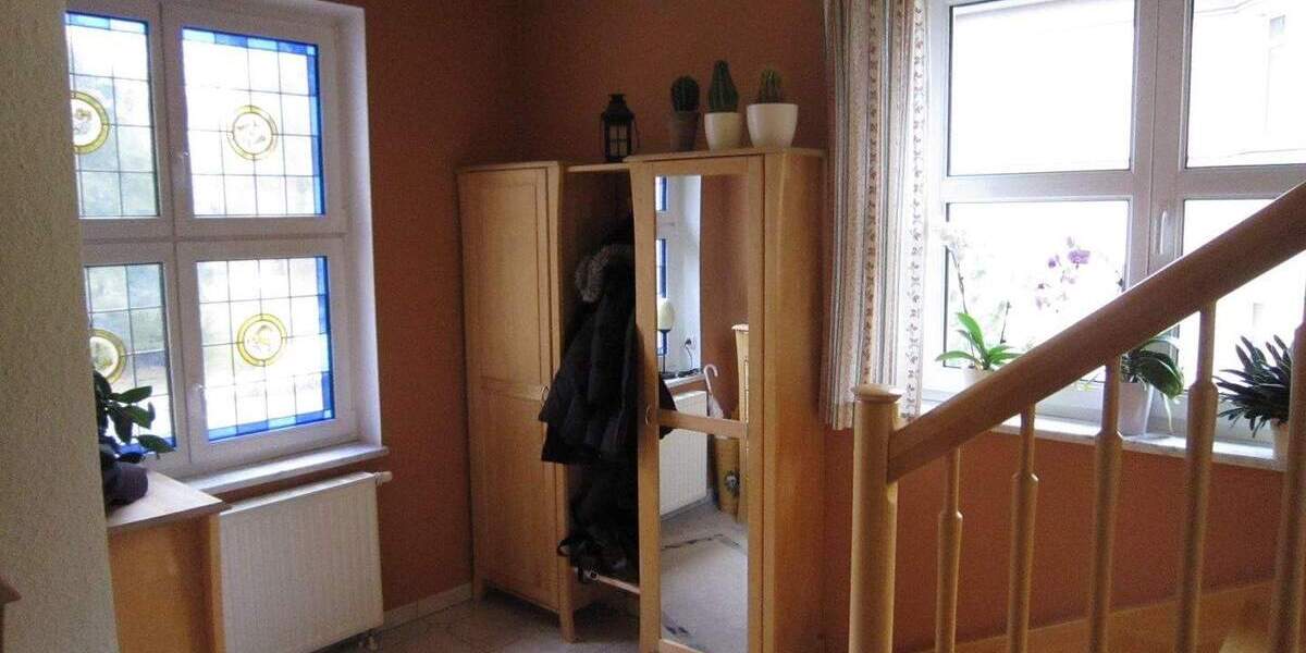 Einfamilienhaus Plauen Westend - 1 Zimmer, 316 m&sup2;, 549.000&euro; | Angebot:25686143