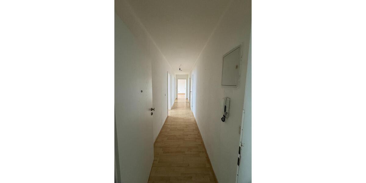 Etagenwohnung Schönwald - 3 Zimmer, 71 m&sup2;, 380&euro; | Angebot:25903971