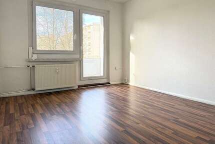 Wohnung Plauen Chrieschwitz - 3 Zimmer, 56 m&sup2;, 282&euro; | Angebot:25518873