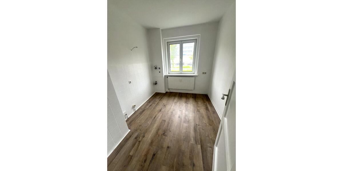 Erdgeschoßwohnung Hof Neuhof - 3 Zimmer, 54 m&sup2;, 385&euro; | Angebot:25162005