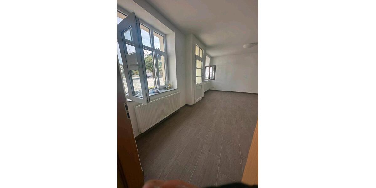 Einfamilienhaus Markneukirchen - 6 Zimmer, 200 m&sup2;, 98.000&euro; | Angebot:25364614