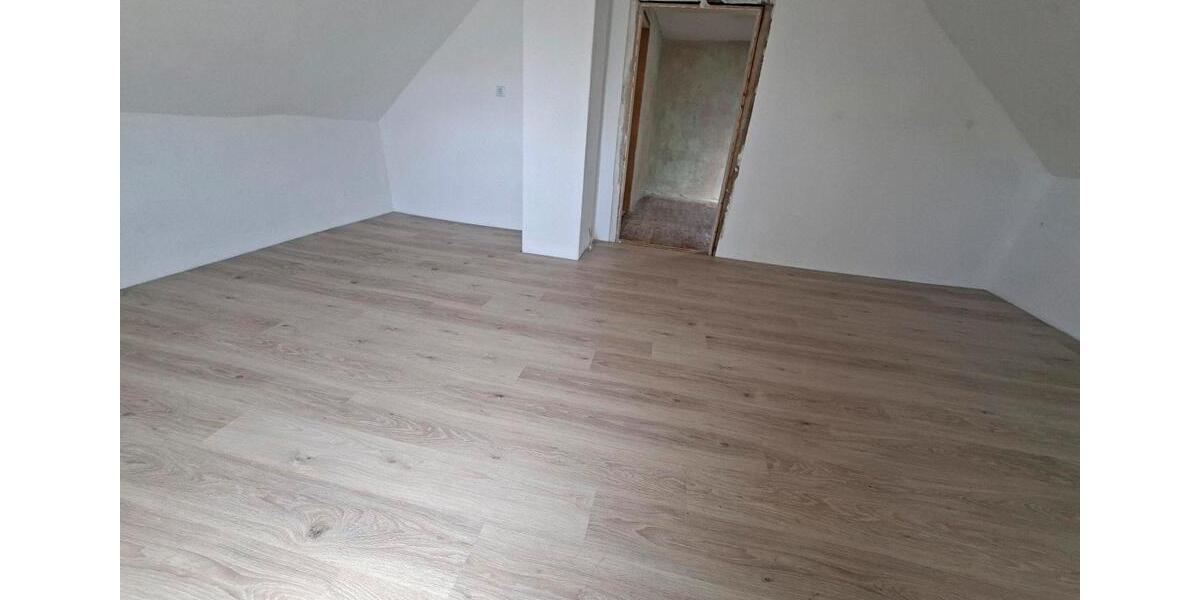 Einfamilienhaus Oelsnitz (Vogtland) - 4.5 Zimmer, 106 m&sup2;, 60.000&euro; | Angebot:27300915