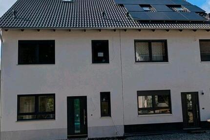 Haus Hof Altstadt - 7 Zimmer, 150 m&sup2;, 349.500&euro; | Angebot:26161027