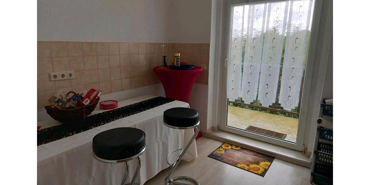 Etagenwohnung Plauen - 1 Zimmer, 37 m&sup2;, 320&euro; | Angebot:26038389